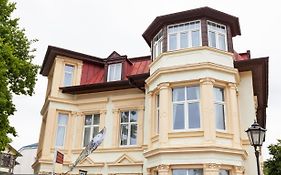 Victoria